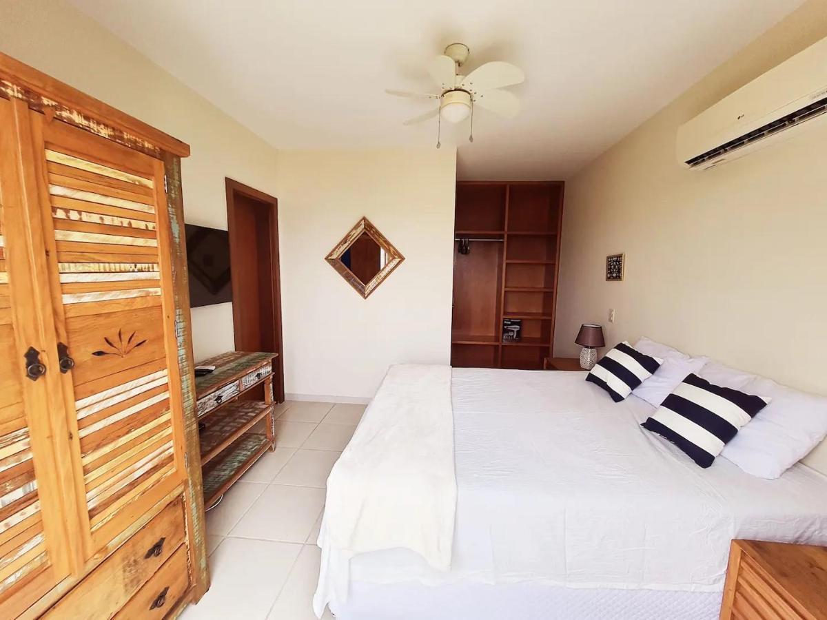 Сasa de vacaciones Residencia Em Condom, 1 Ou 2 Suites, Vista O Mar, Do Curral, *