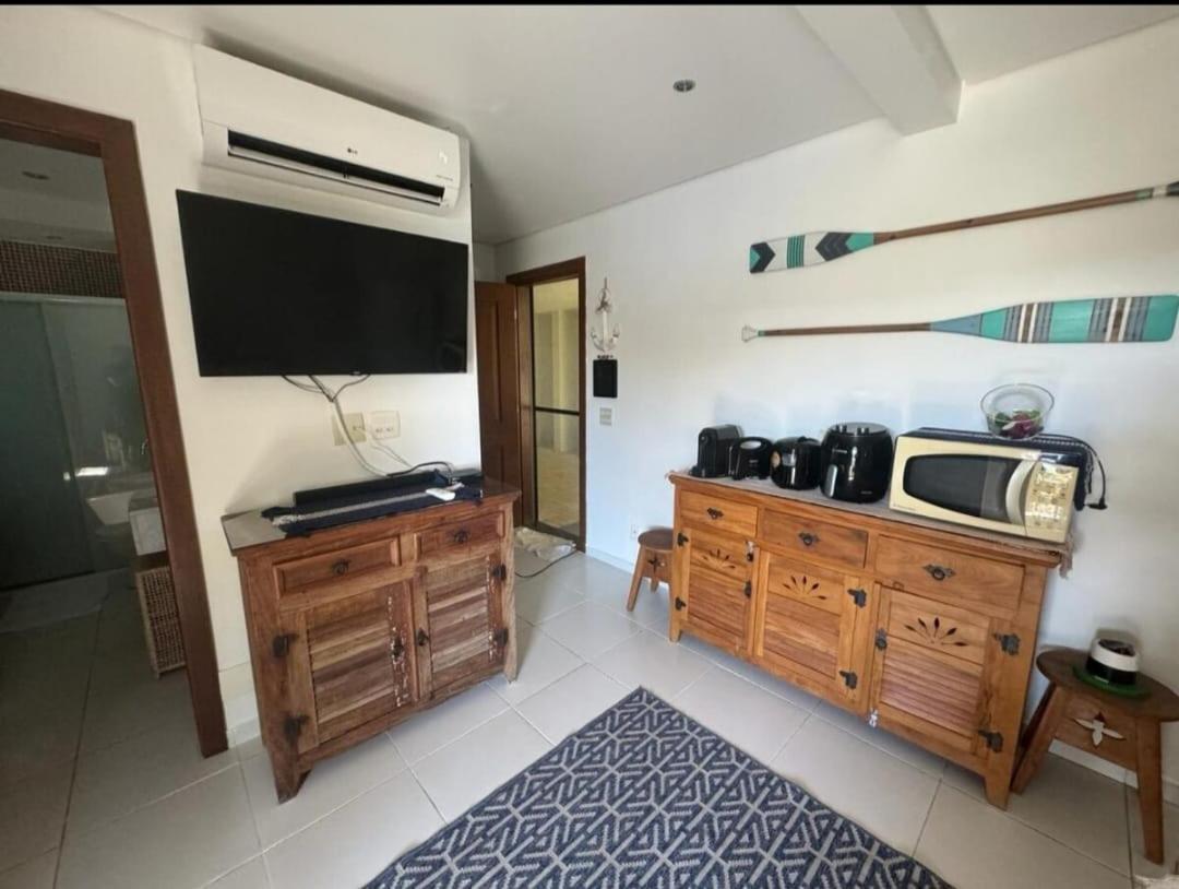 Residencia Em Condom, 1 Ou 2 Suites, Vista O Mar, Do Curral, * Ilhabela